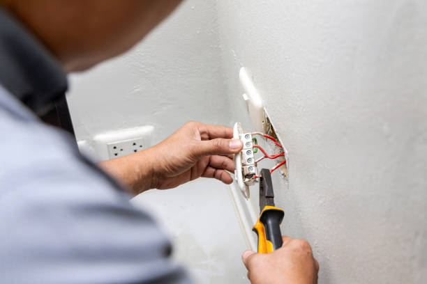 Best Emergency Electrician Near Me  in Loudoun Lley Estates, VA